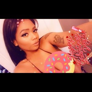 Meet your Posher, Lynn